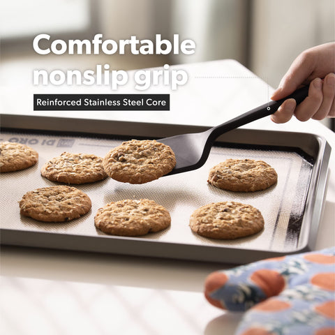 DI ORO spatula with stainless-core delivers durable flipping control.