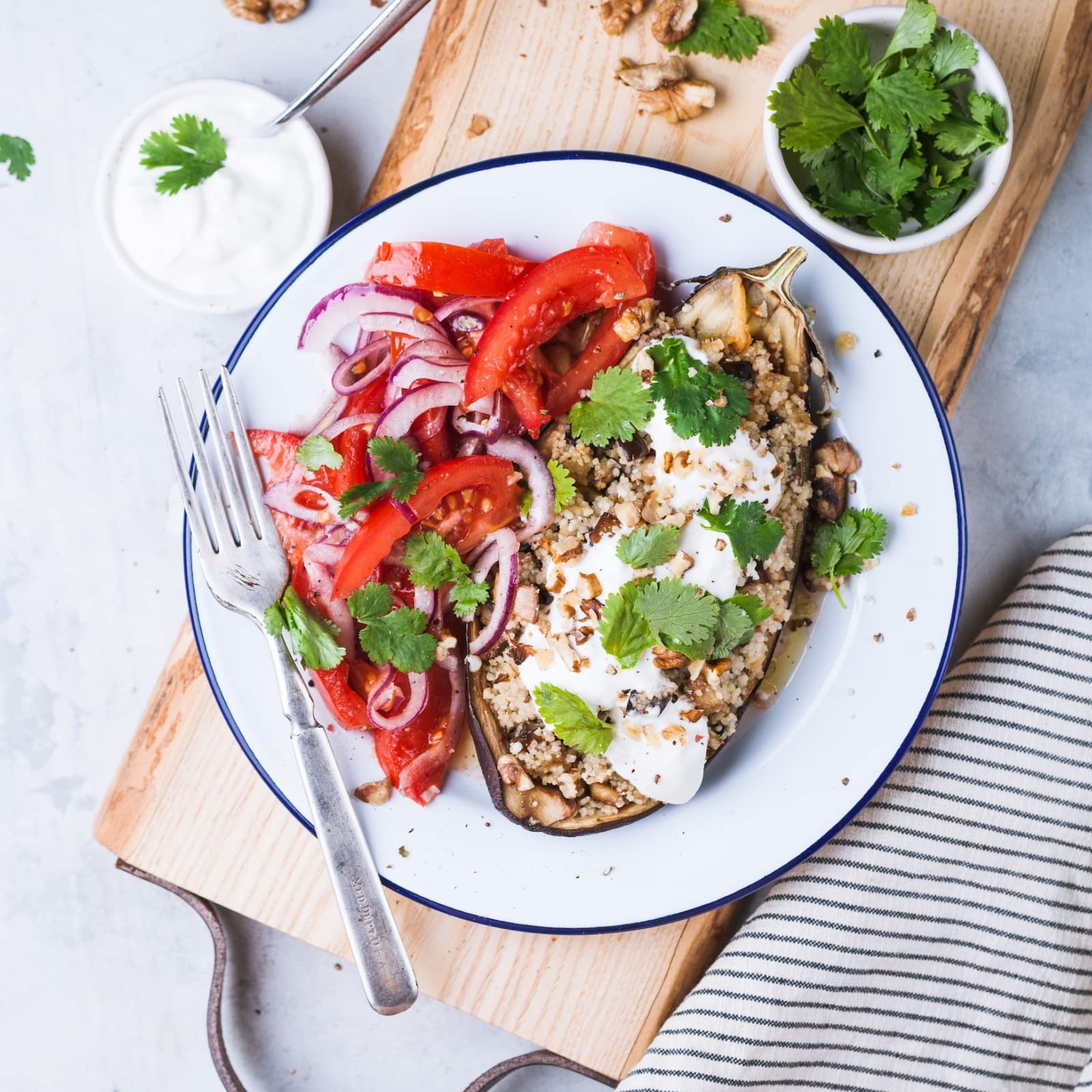 Dicunoy enamel plates ideal for pasta and salad outdoors