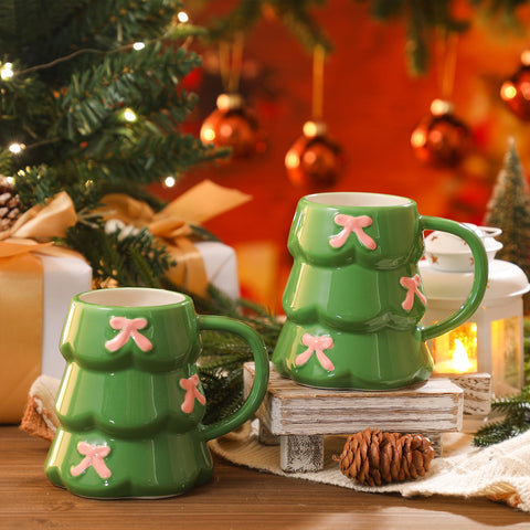 Didaey mug with wide mouth and comfortable handle for toppings and marshmallows.