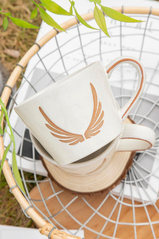 DIHOclub clay-textured handle detail enhances grip and tactile appeal.