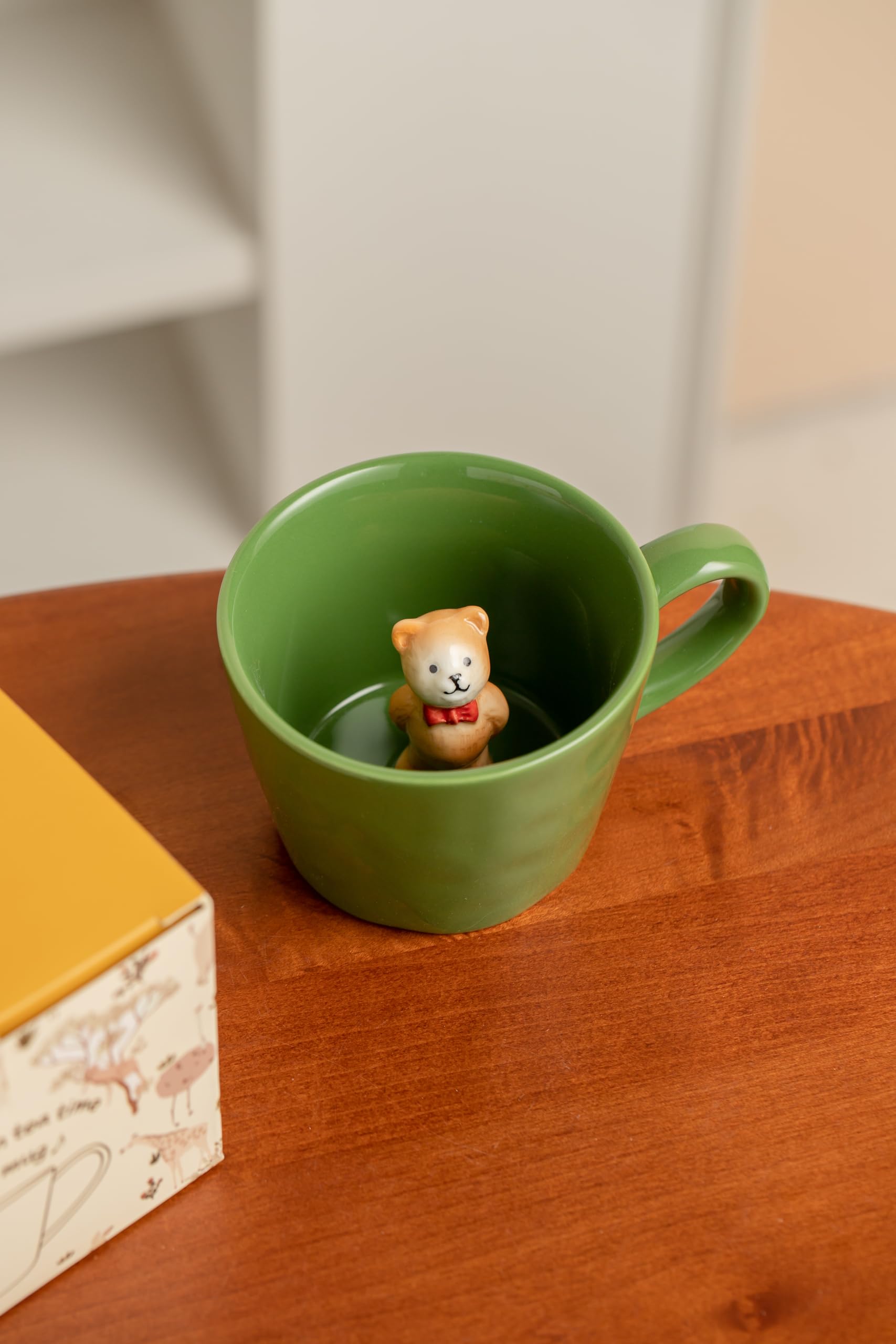 DIHOclub Hand-painted mug detail enhances unique gift appeal.