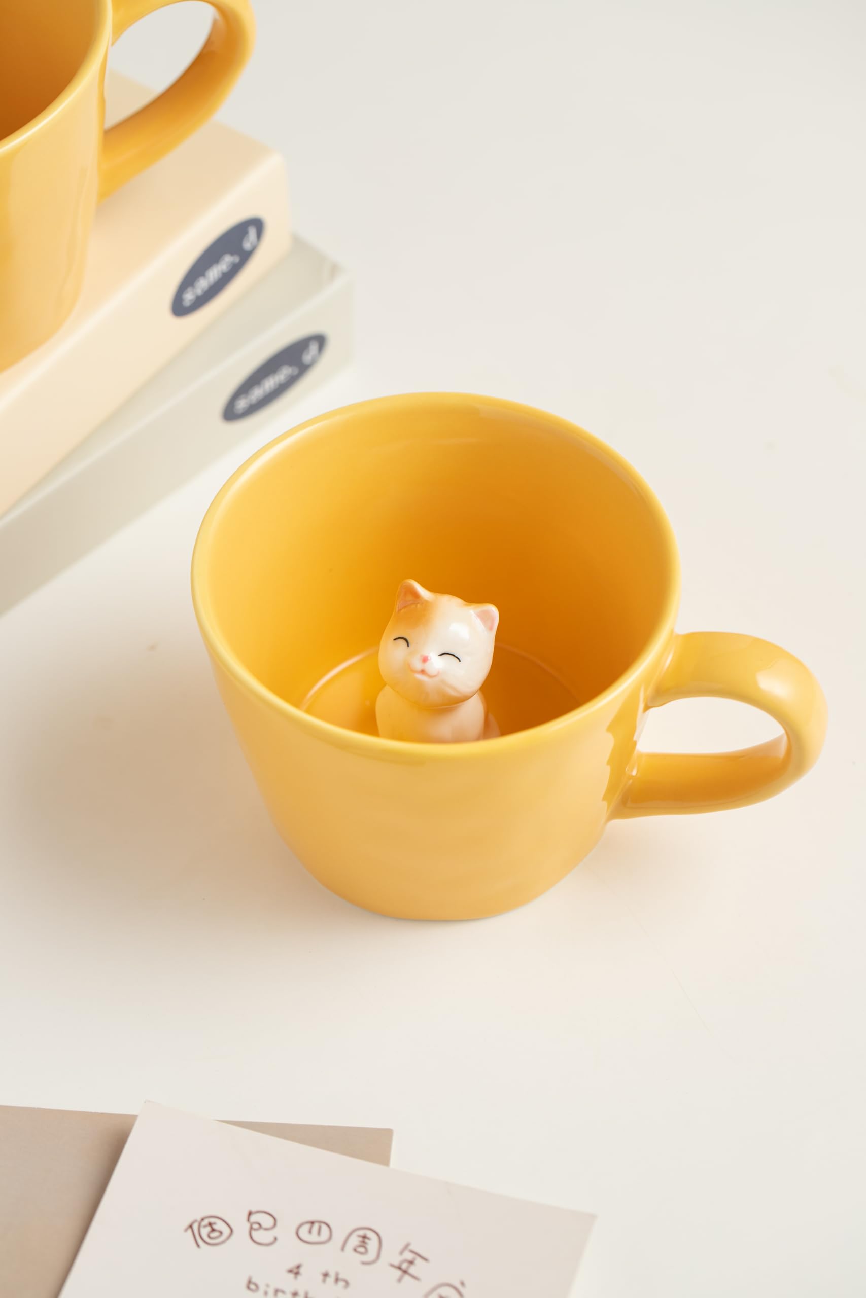 DIHOclub Handmade ceramic mug with hand-painted cat design for desk charm