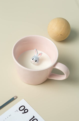 Microwave-safe design from DIHOclub for quick, warm drinks.