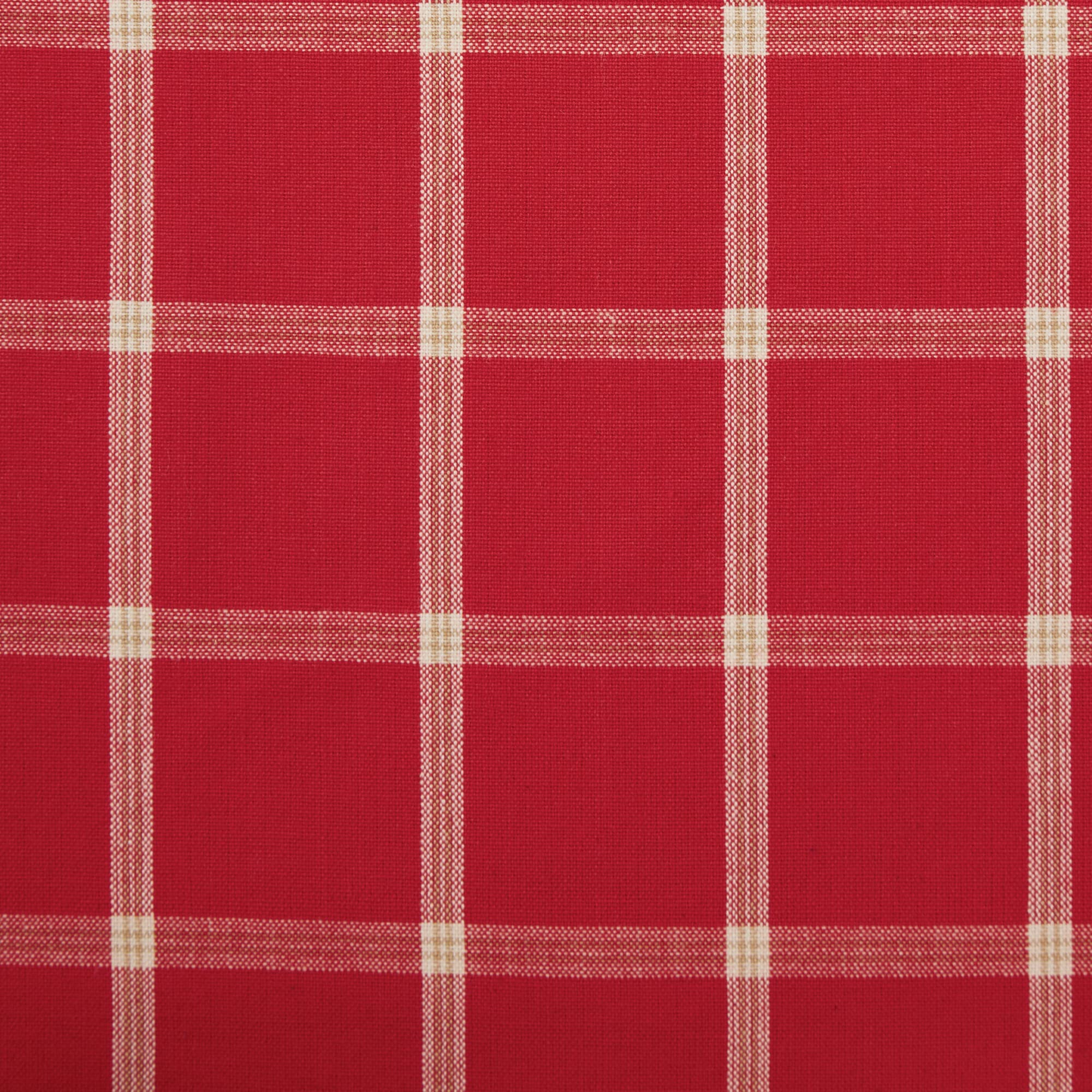 DII dishcloth pattern highlights compact size for quick counter cleanup.