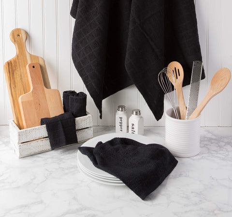 DII Black windowpane dishcloth; compact size for fast wipeups.