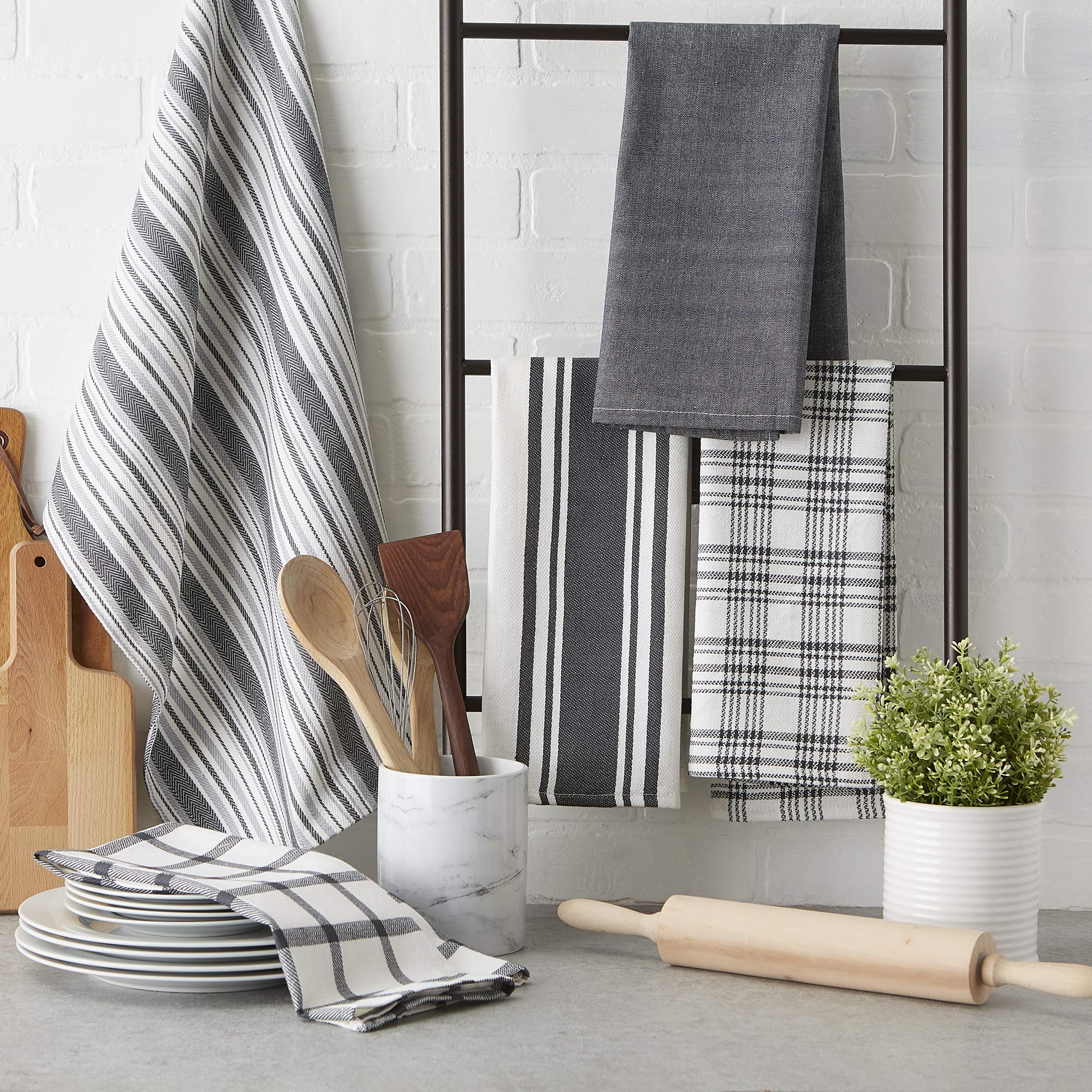 DII dish towels feature corner loop for easy hanging.