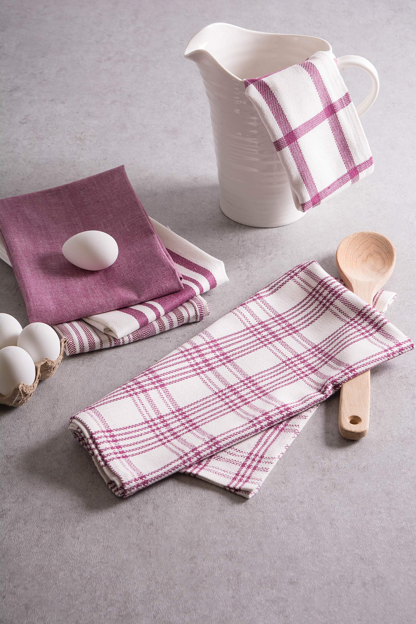 DII durable cotton towels stand up to tough kitchen messes.