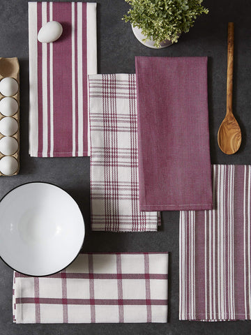 DII five-towel set offers versatile kitchen essential.