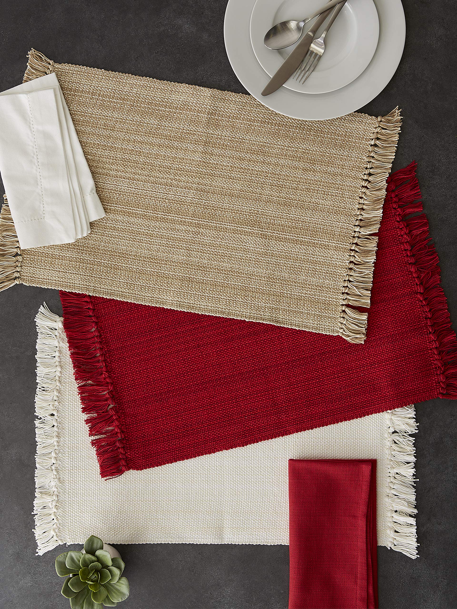 DII variegated placemat decorative fringe detail enhances the table setting