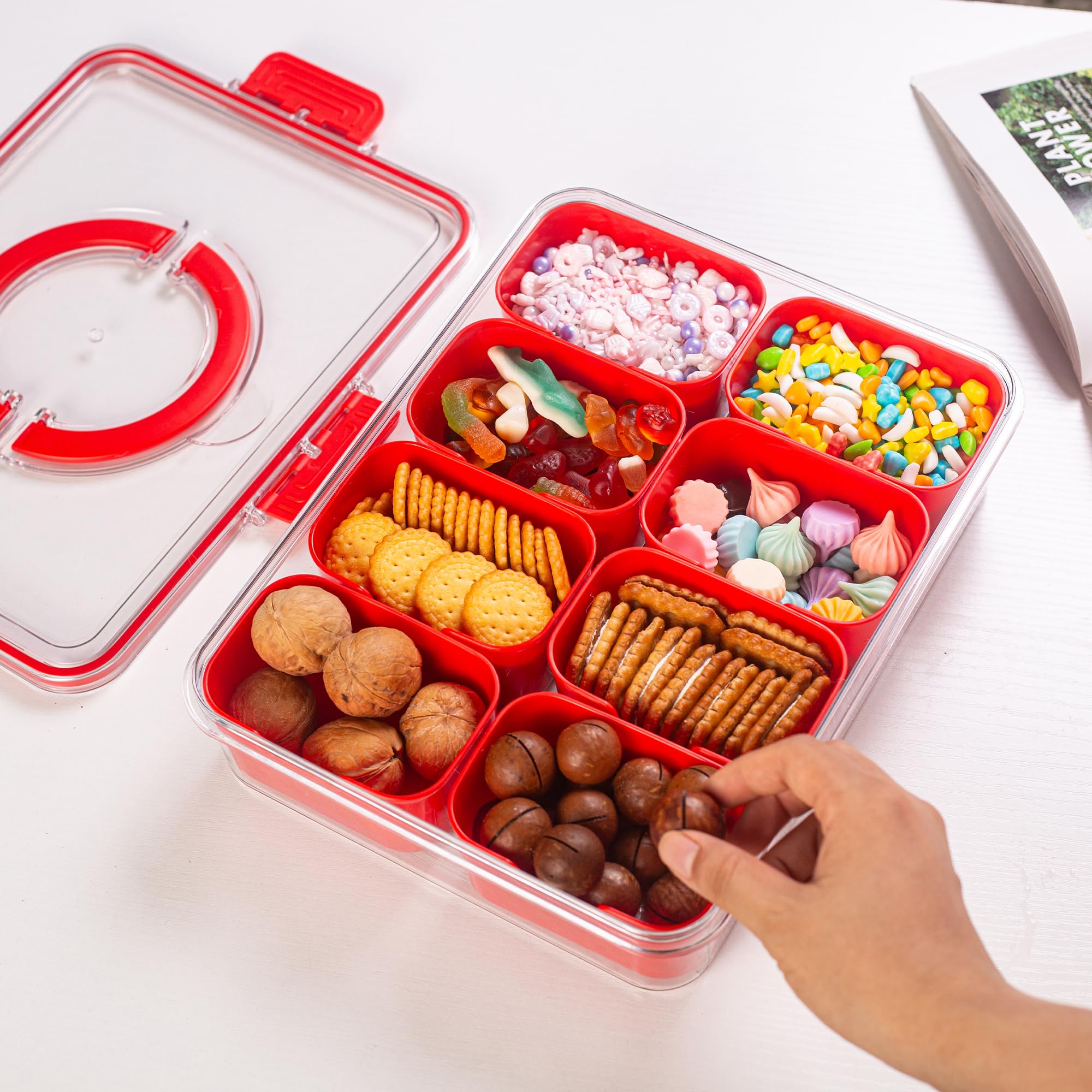Dingerjar portable snackle box with handle for on-the-go snacking