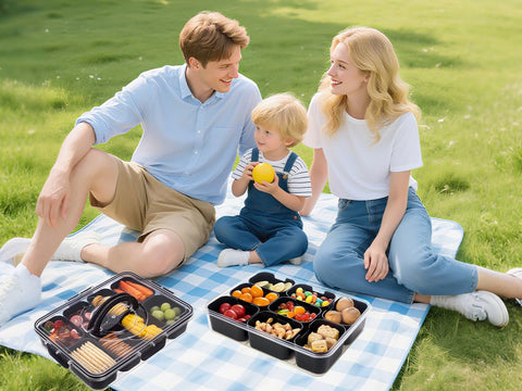 Dingerjar transparent snack container shows contents at a glance