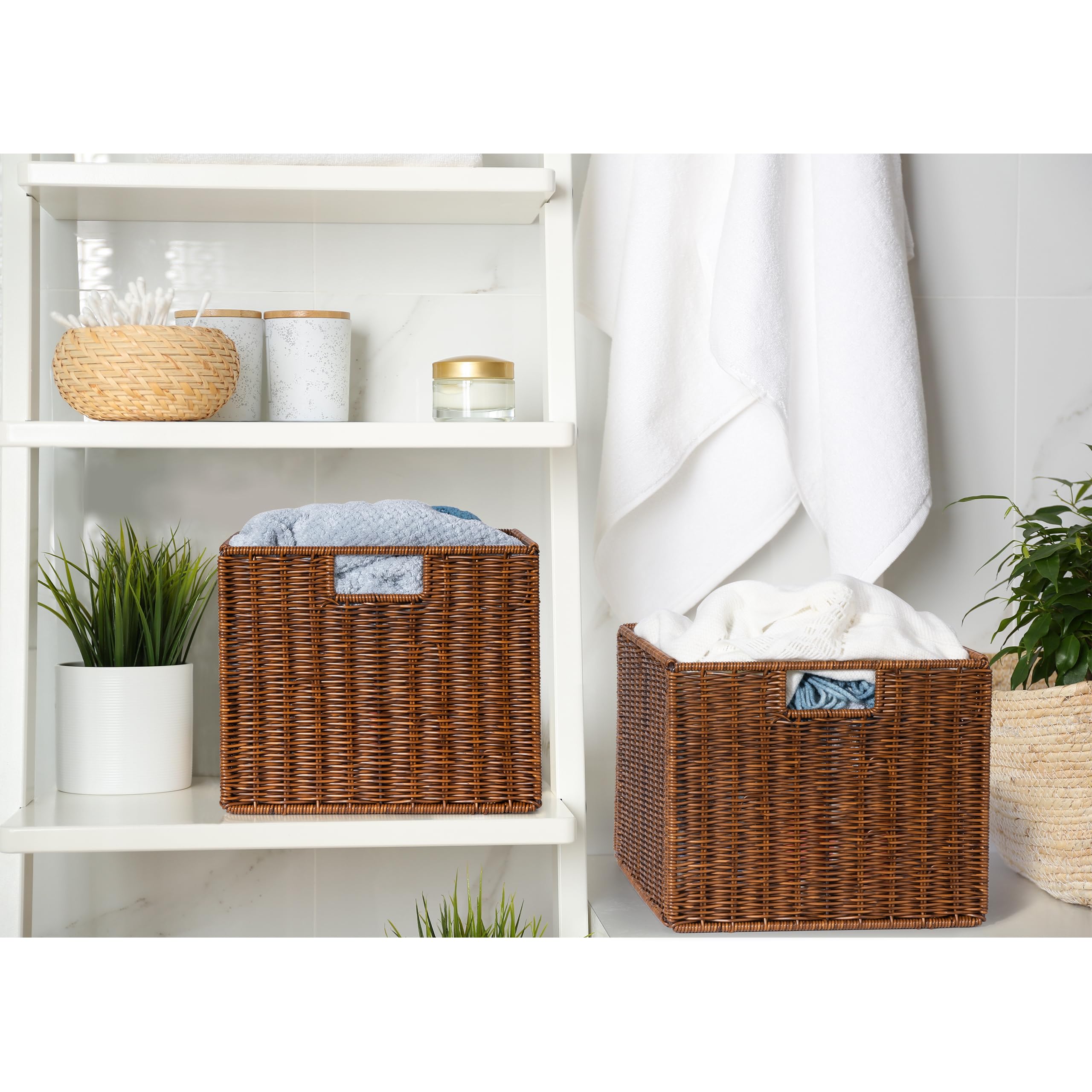 DINGTAI wicker storage basket in bathroom setup suitable for cosmetics and towels