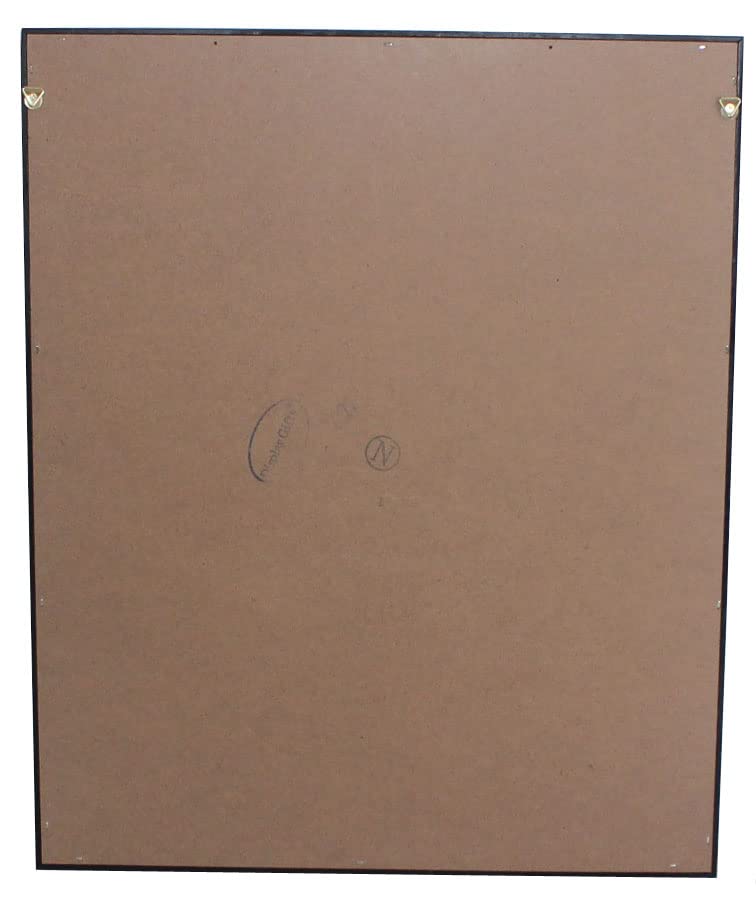 DisplayGifts wall-mountable design offers flexible display options