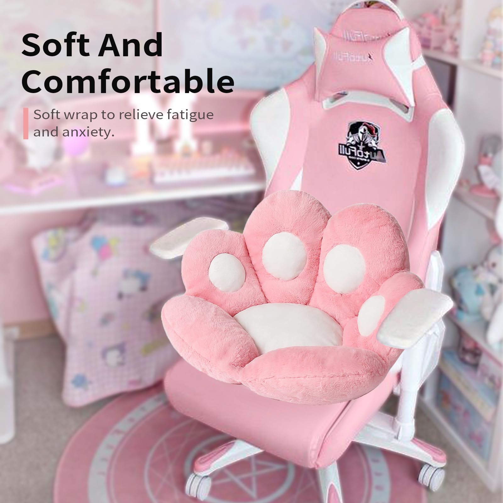 Ditucu Cat Paw Cushion plush fabric enhances comfort during long sessions.