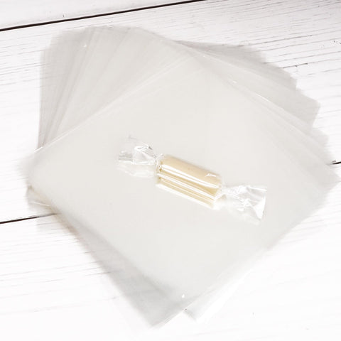 DIYASY 5x5 inch size fits small candies, caramels, and snacks.
