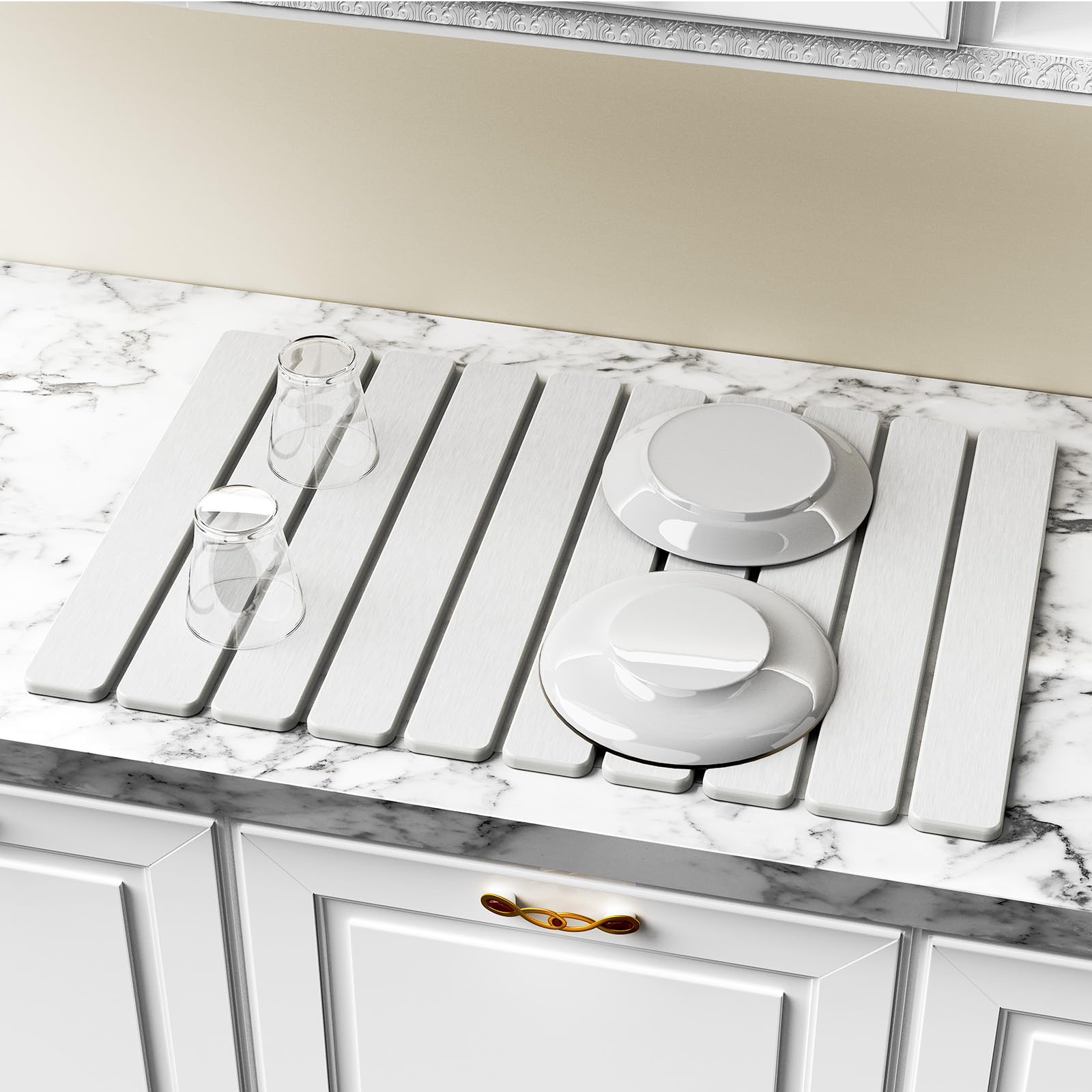 DK177 easy-clean surface rinses quickly and air dries