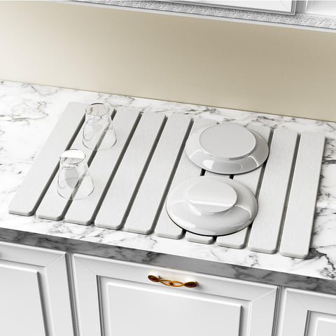 DK177 easy-clean surface rinses quickly and air dries