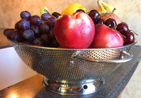 DLD colander with micro holes simplifies draining pasta and beans.