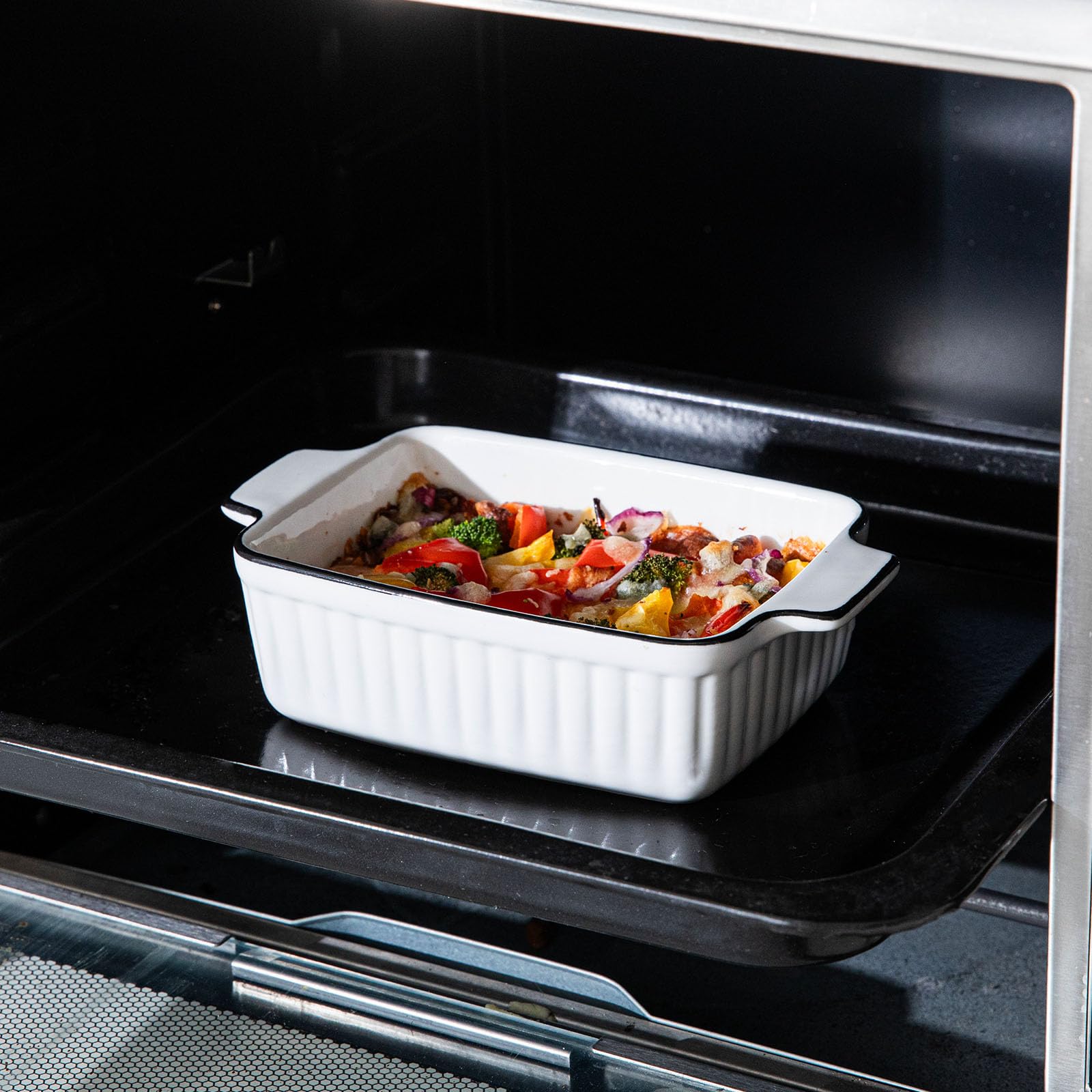 DLIM HOME oven-to-table use shown in modern kitchen setting