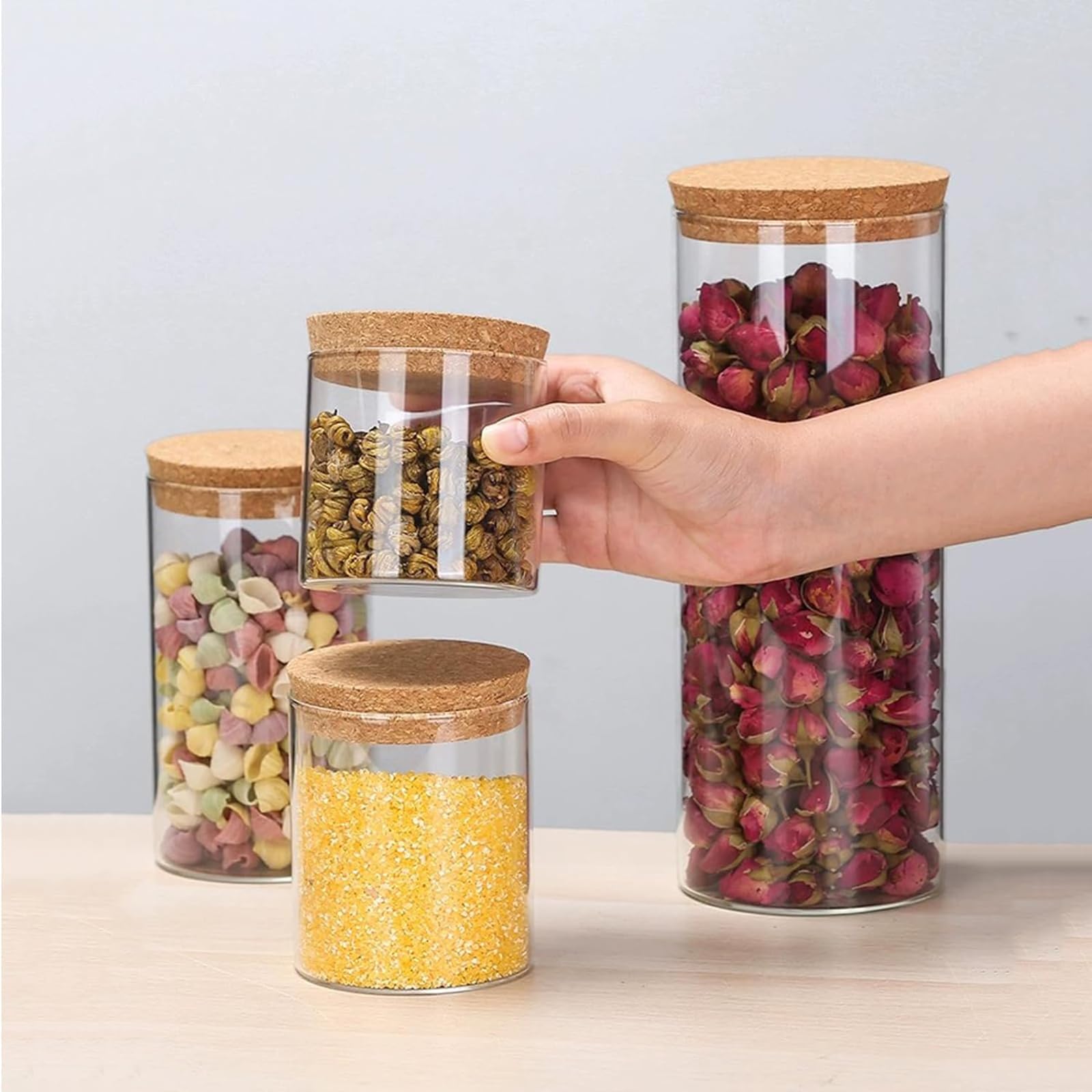DNIENKGE clear glass jar set is freezer microwave and dishwasher safe.