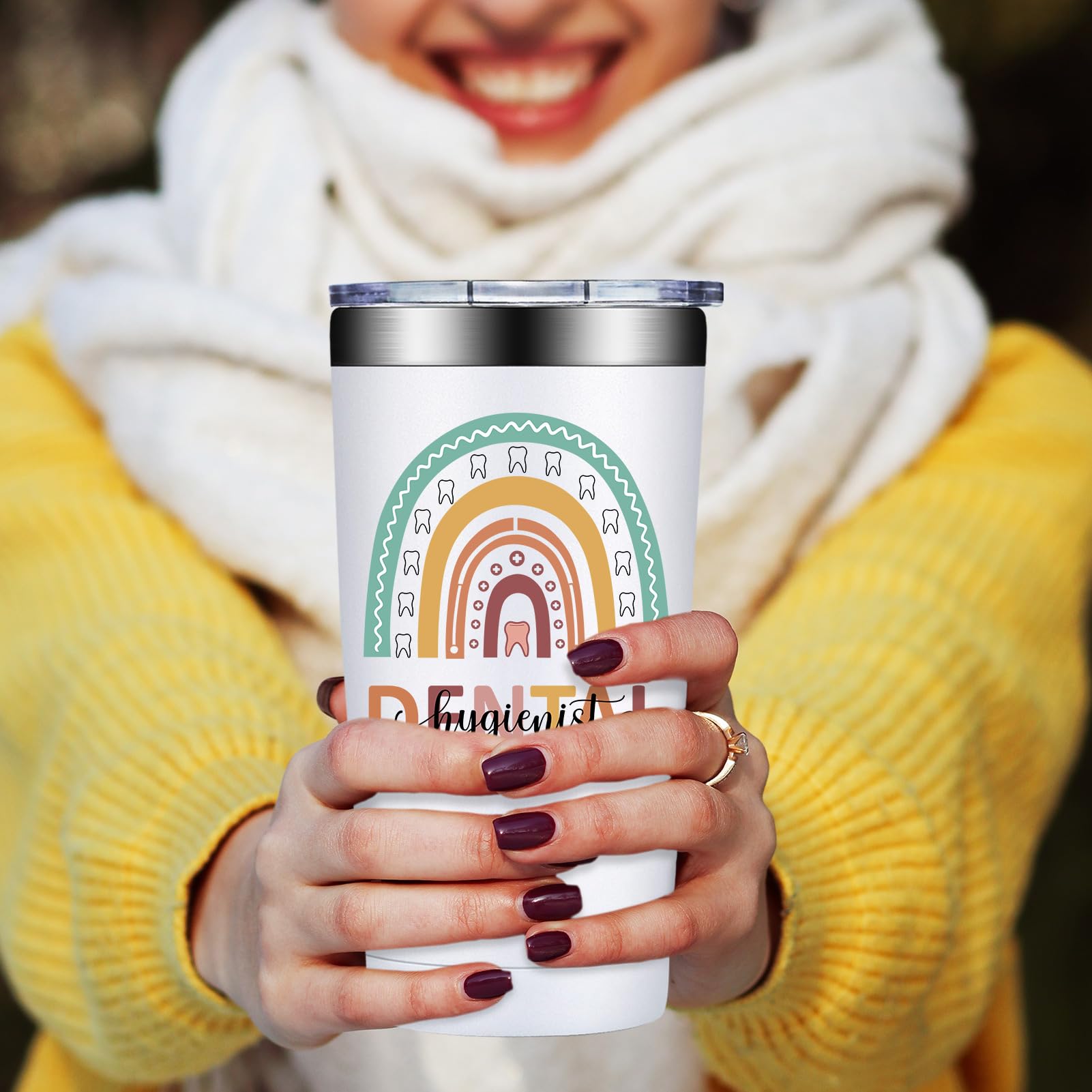 DOEARTE insulated design preserves hot or cold beverages during shifts