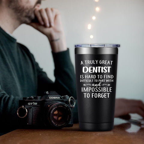 DOEARTE tumbler with coffee demonstrates all-day office use