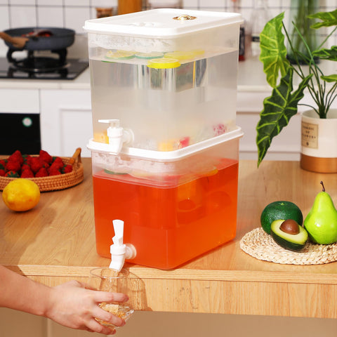 Domensi fridge-friendly tea and juice dispenser keeps drinks chilled.