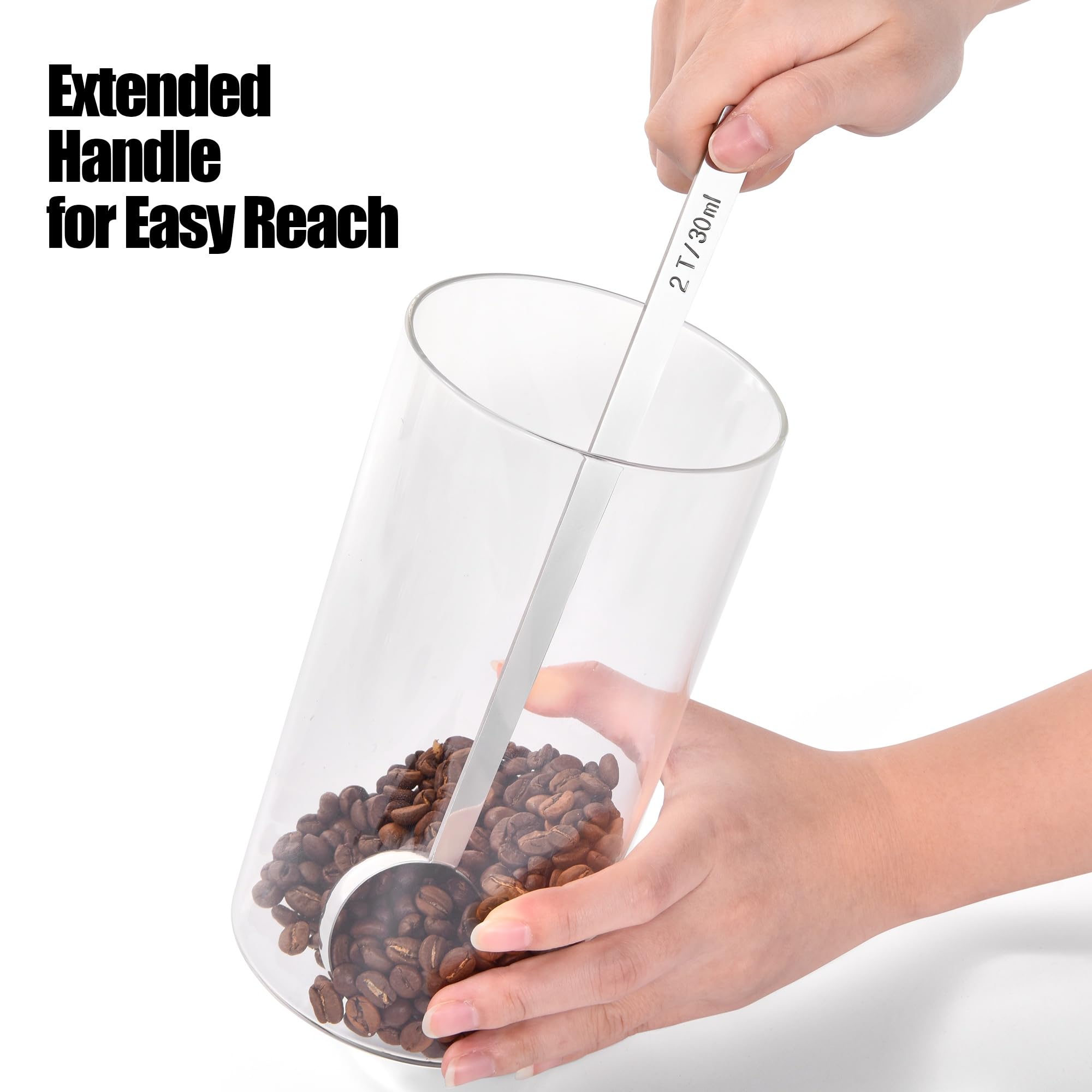 Doosu dishwasher-safe scoop cleans quickly after use.