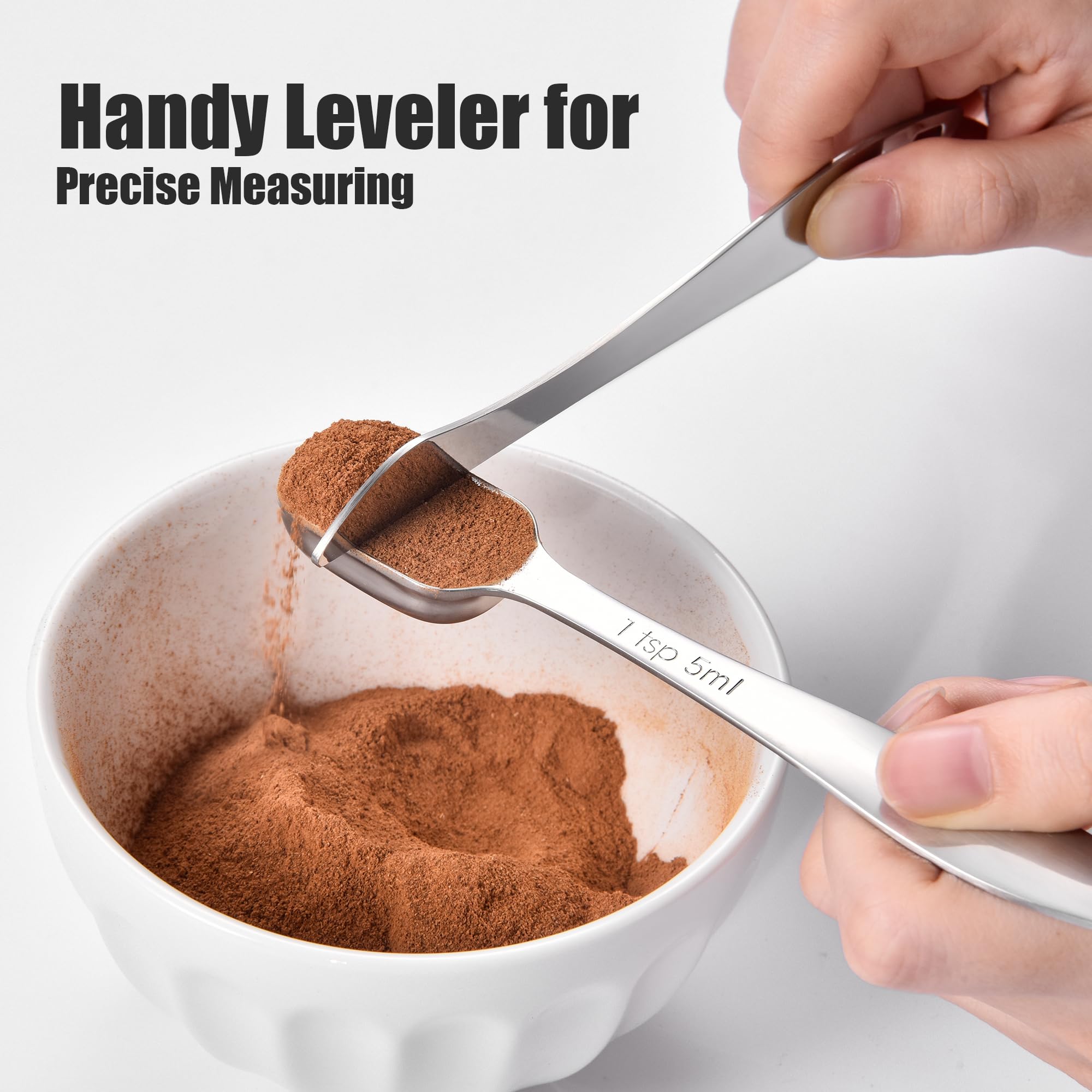 Doosu leveler helps sweep off excess for accuracy.