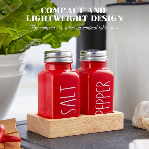 Dopeca red kitchen décor accessory suitable for Christmas and housewarmings.