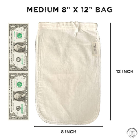 Doppeltree fine-weave filter keeps grounds out for cleaner coffee.