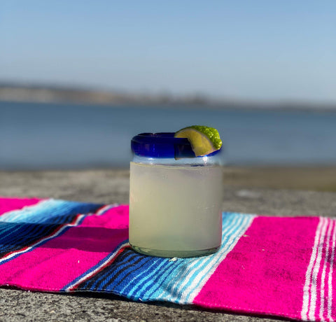 Dos Sueños cobalt rim tumbler, sturdy daily use and clean lines.