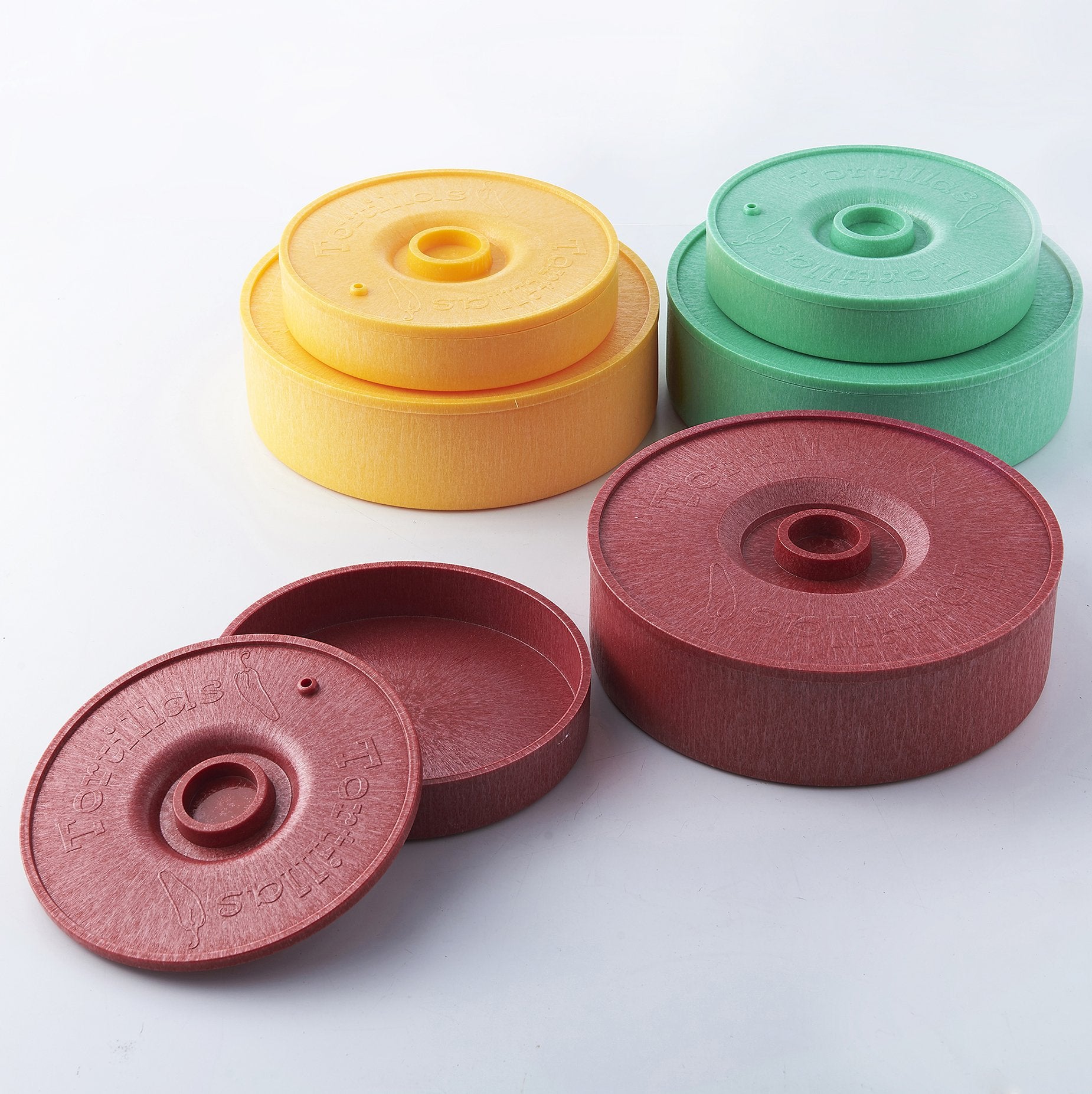 DOTERNITY tortilla warmer serves as versatile food container for snacks