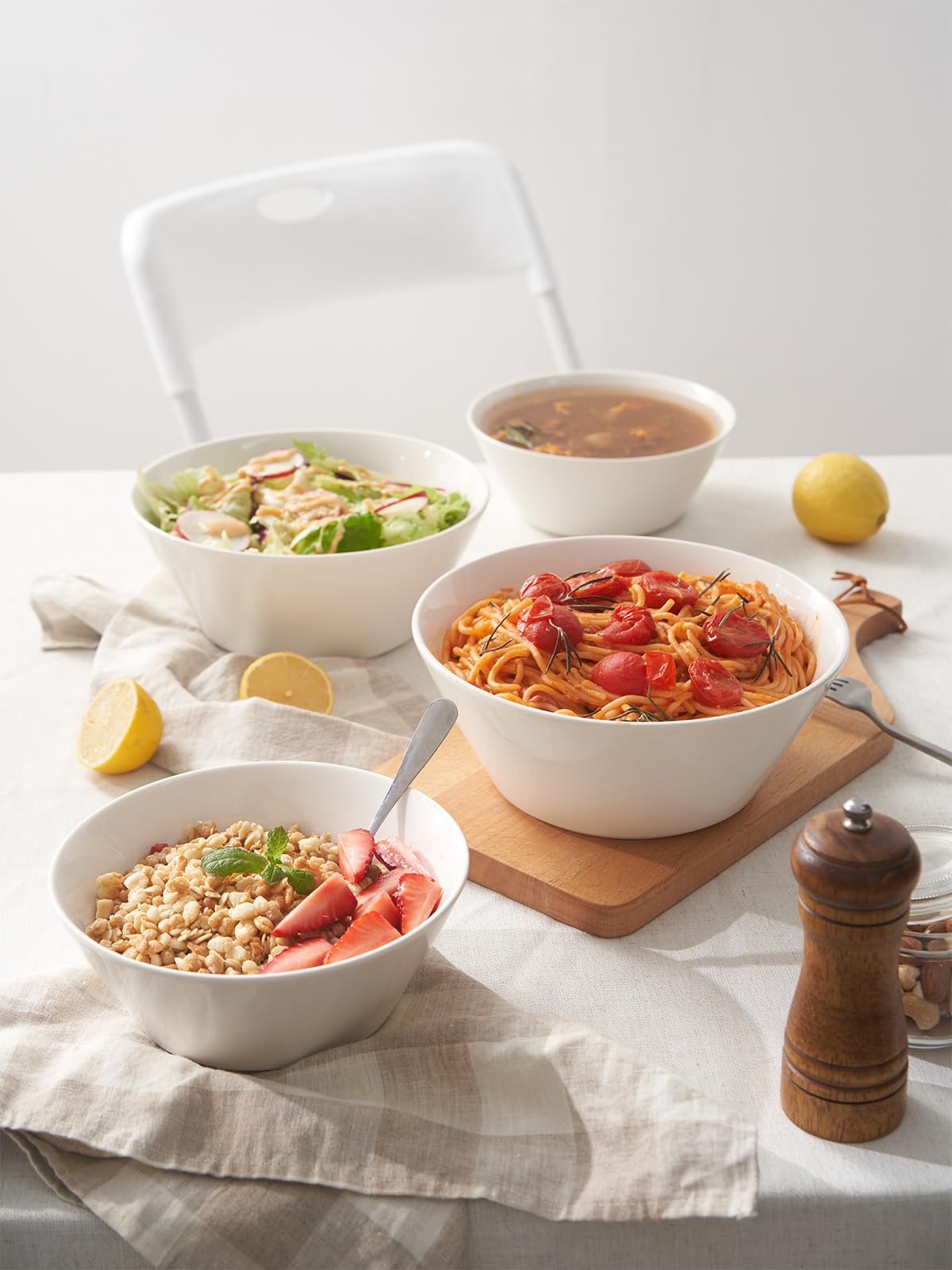 Dowan deep bowls designed for easy stirring and avoiding overflow during salads.