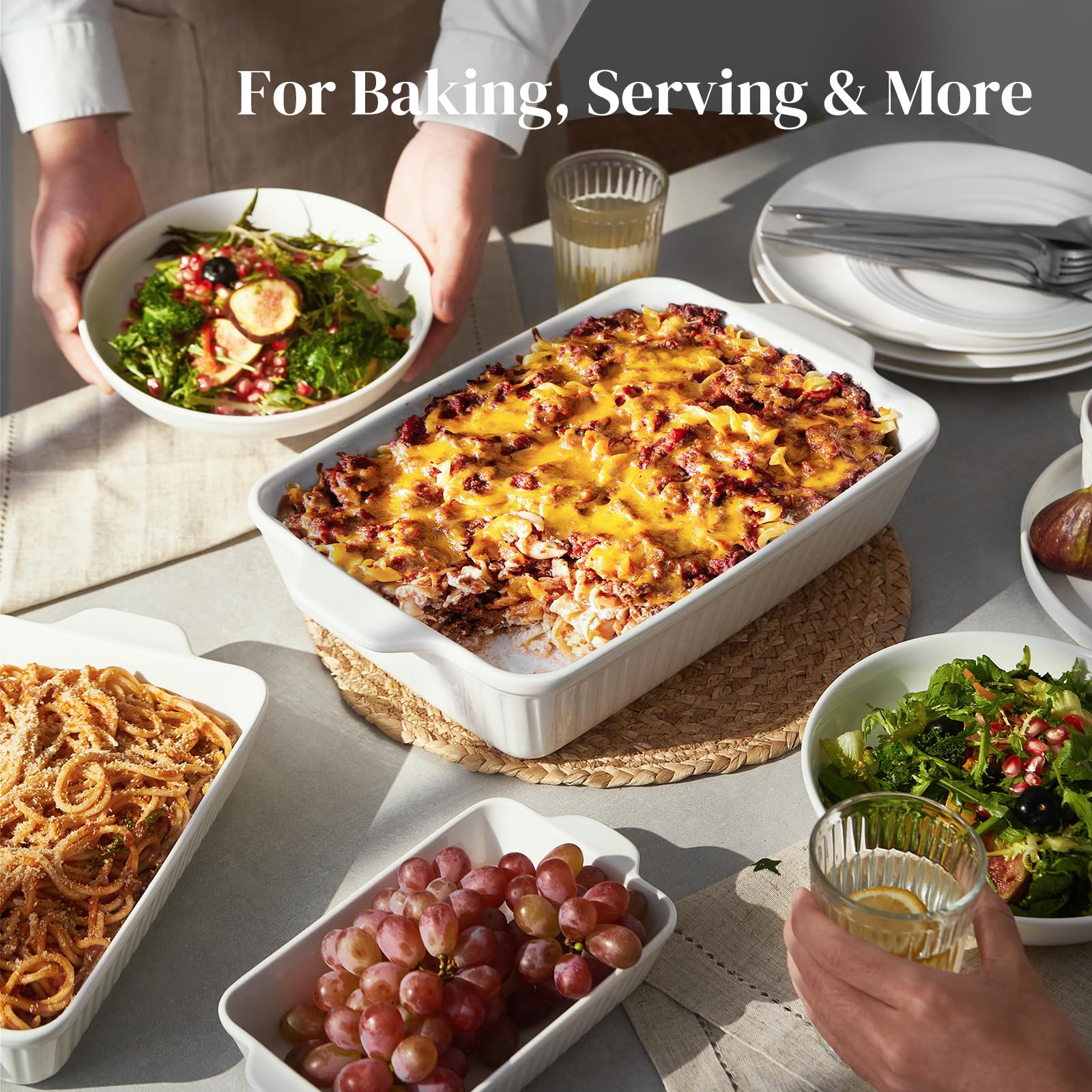 DOWAN white ceramic bakeware presents a stylish wedding gift