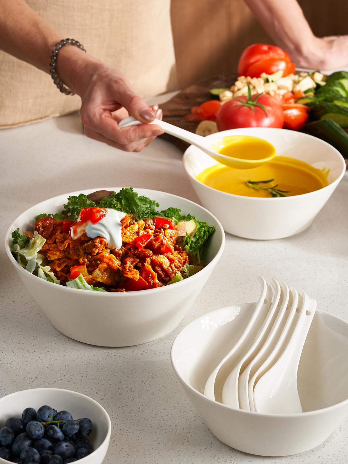 Dowan flat-bottom bowls stack neatly, saving cabinet space in busy kitchens.