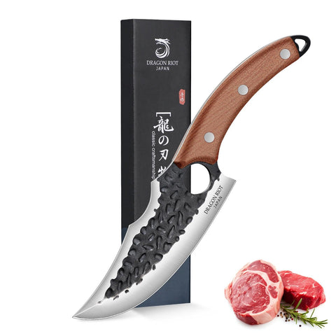 Dragon Riot Viking knife blade close-up for precise cuts