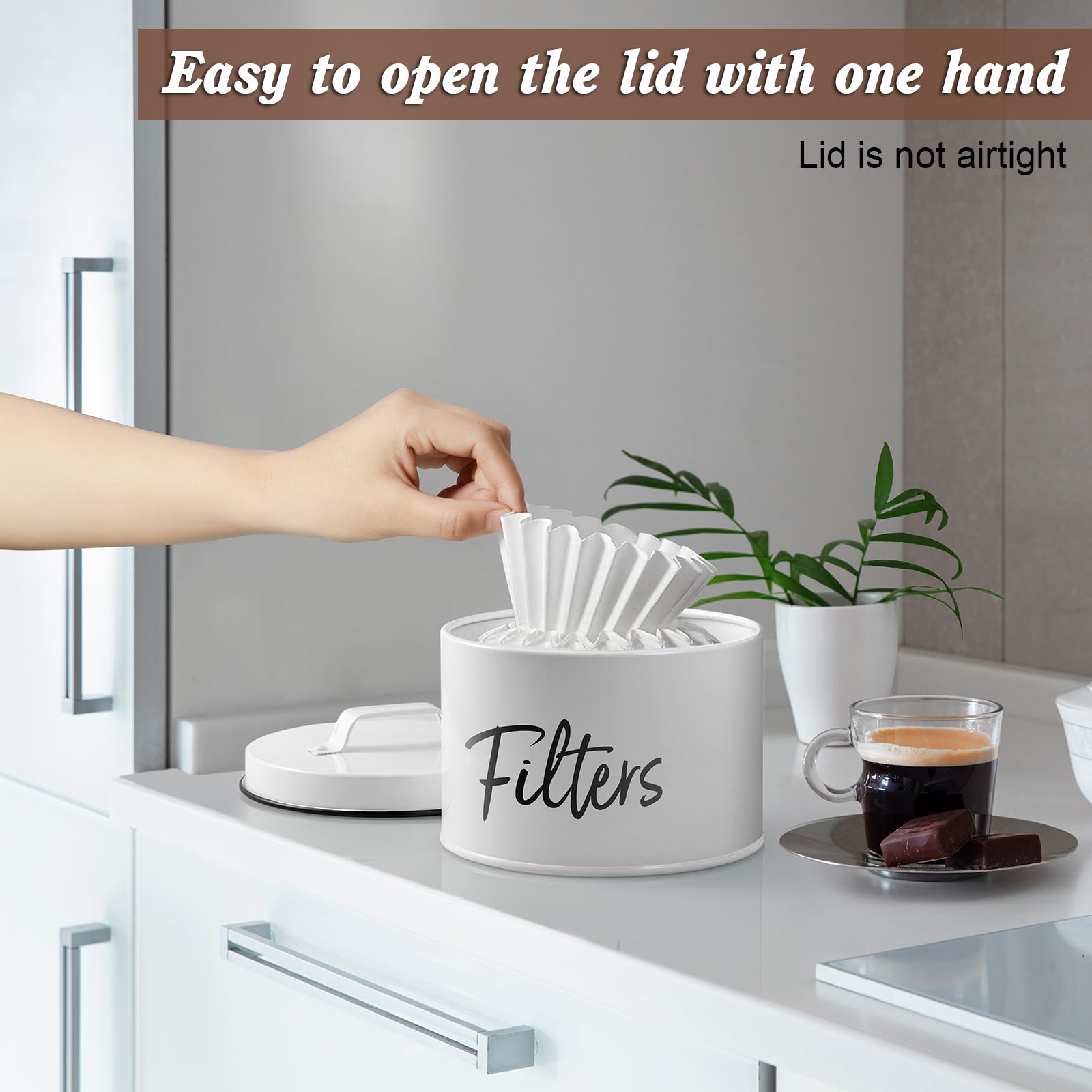 DRASTAR easy-clean design keeps the counter tidy after busy mornings.