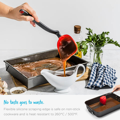 Dreamfarm Fladle sit-up handle keeps the head off counters.