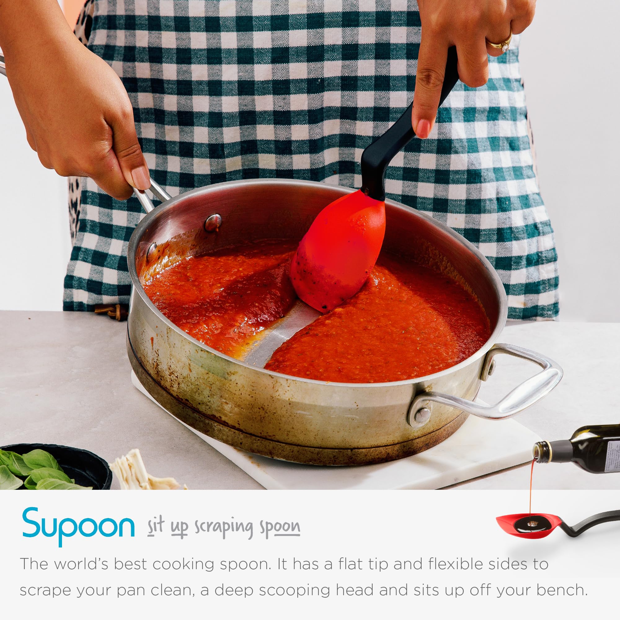 Dreamfarm Mini Supoon teaspoon-version helps measure and scoop small additions