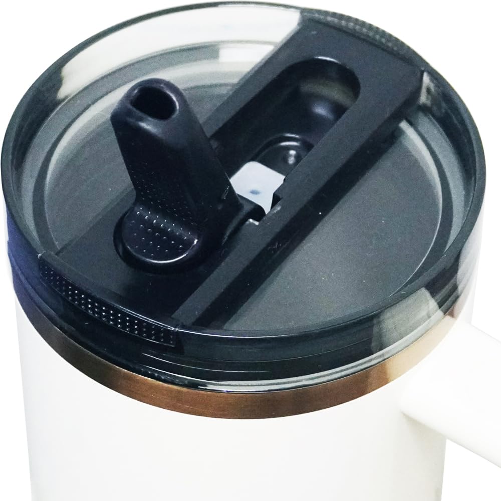 Dreamfocus durable lid endures daily use while keeping beverages sealed.