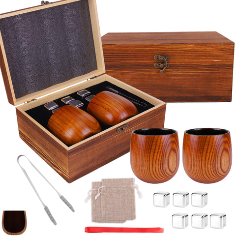 Drtenvd charred wooden bourbon glass with pour focus enhances aroma and flavor during serving