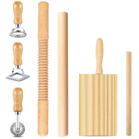 Dthwagfl threaded-rolling-pin for even dough sheets during home pasta making.