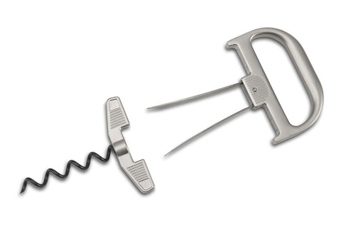 The instruction diagram clarifies simple steps for accurate cork removal.