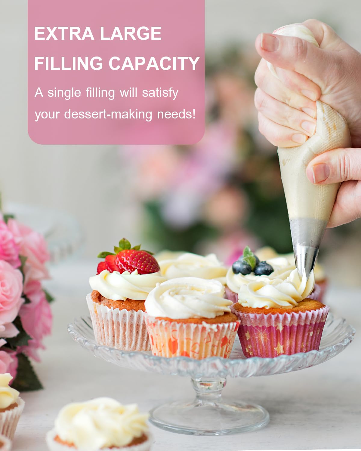 Duskeep tipless decorating bags for precise flow control during decorating.