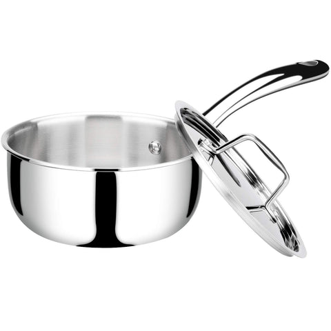 Duxtop saucepan with lid on showing steady simmer and heat control