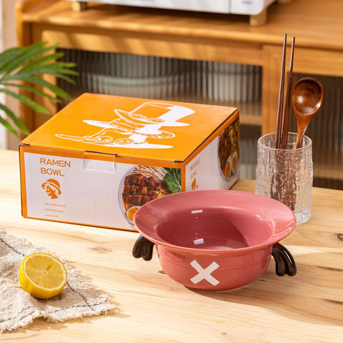 DVJEPJ wooden spoon complements the set for stirring and tasting.