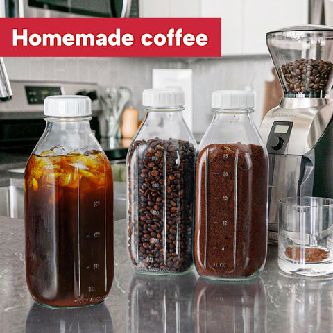 Dwbligt bottle's 1.3 inch opening welcomes fruit pulp and ice cubes.