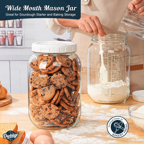 Dwbligt tamper resistant lids prevent accidental openings and preserve food.