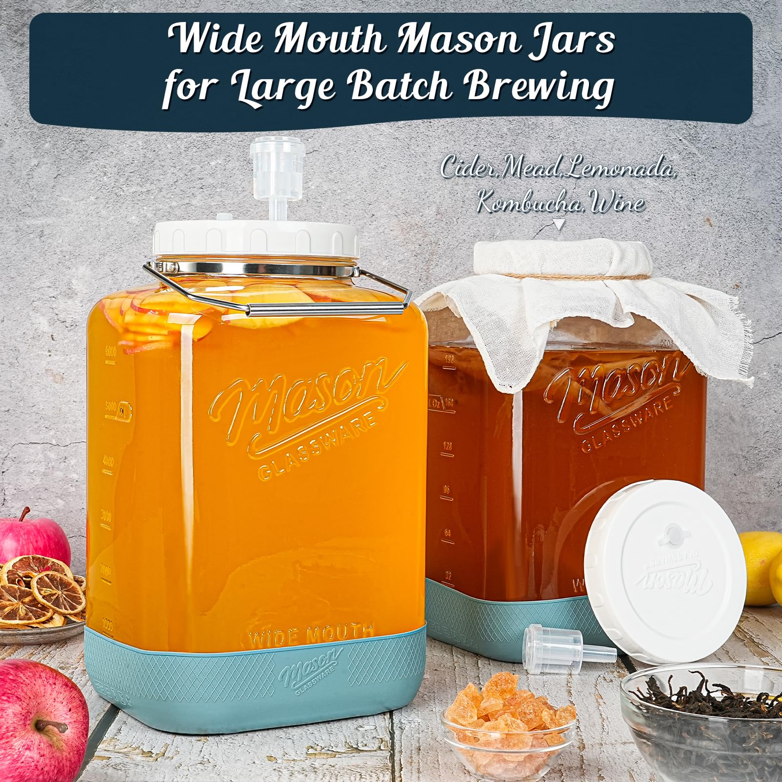 Dwbligt wide-mouth jar opening eases filling, pouring, and cleaning.